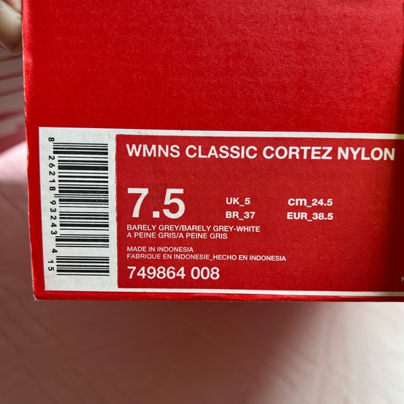 76:  Nike Womens Classic Cortez Nylon (Barely Grey/ Barely Grey- White)Size 7.5 - Picture 8 of 8